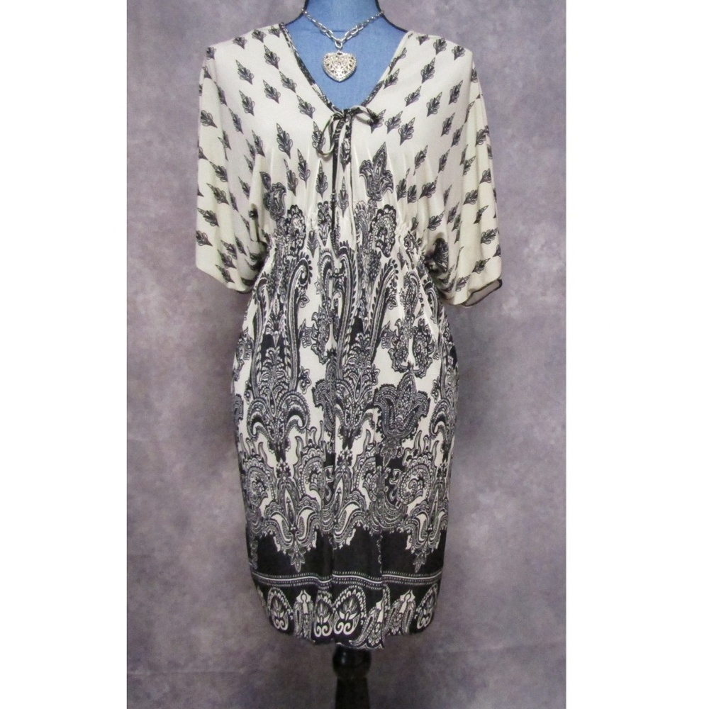 NWT Jessica Taylor Black & White Tunic Top Size 1X
